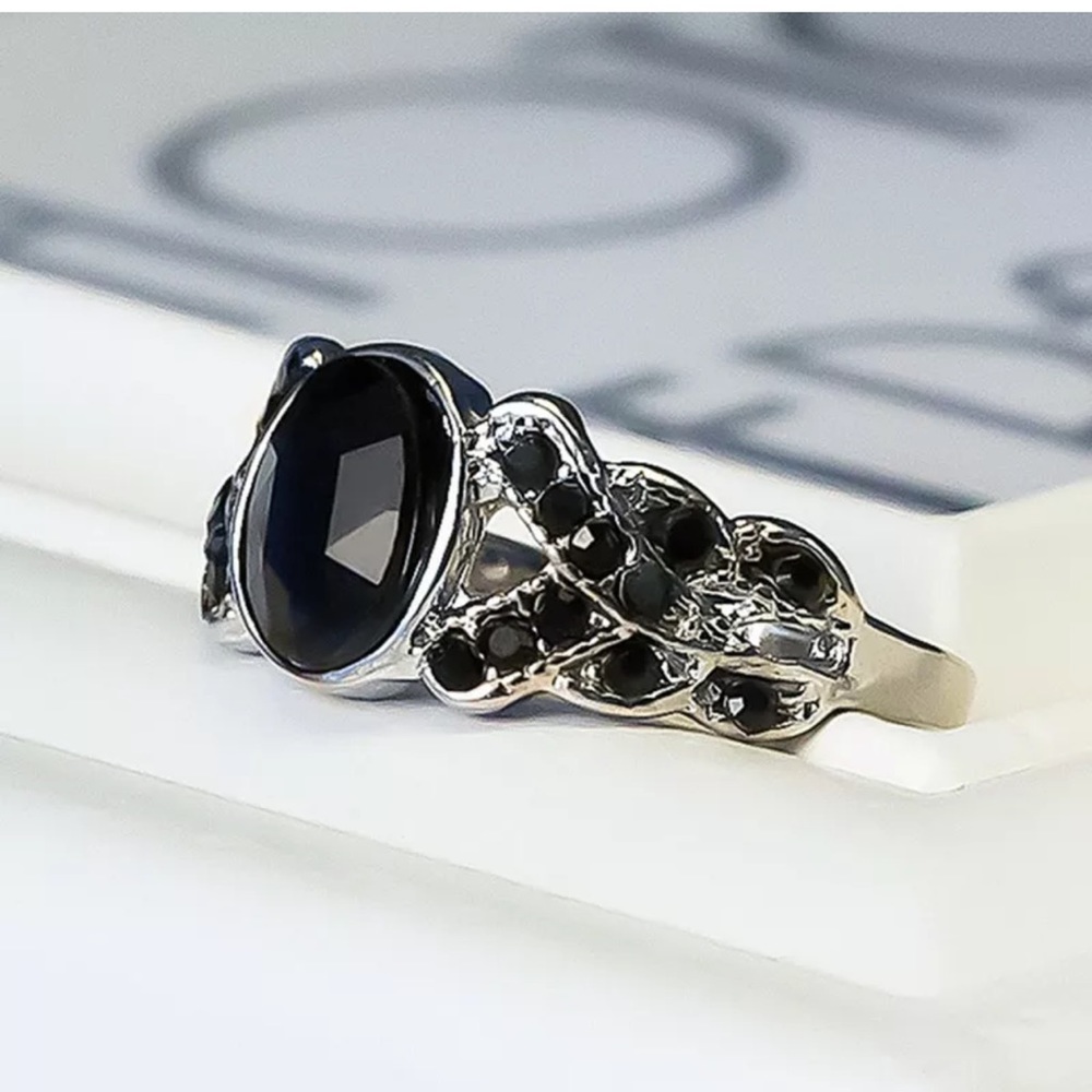 925 Silver Filled Rings Oval Cut Black Sapphire - Picture 2 of 2